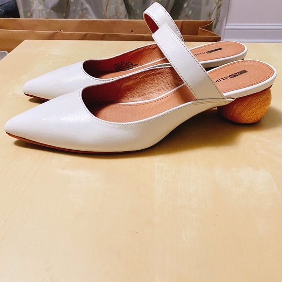 Shopbop Matiko Pump - Picture 2 of 5